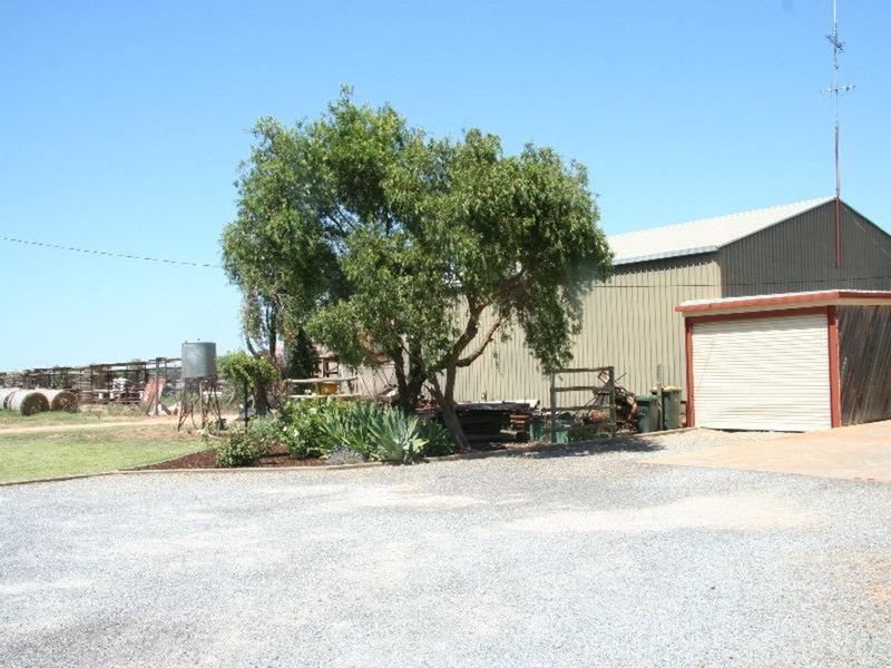 423 Cureton Avenue, Nichols Point VIC 3501