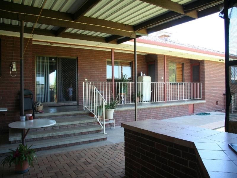 423 Cureton Avenue, Nichols Point VIC 3501