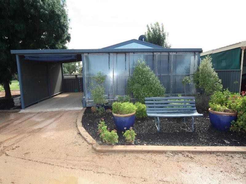 Site 0 Sunraysia Holiday Park, Sturt Highway, Mildura VIC 3500