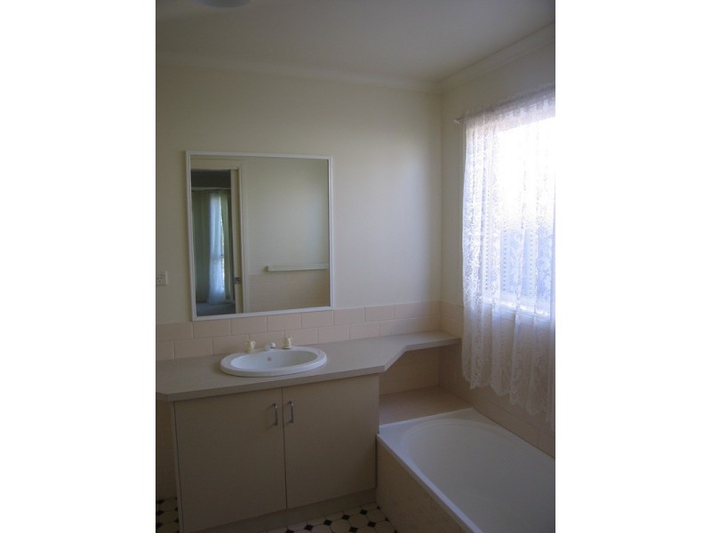 24 Macquarie Court, Mildura VIC 3500