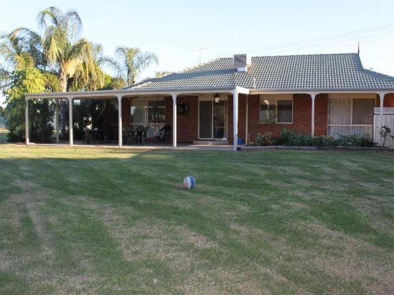 14 Regina Avenue, Mildura VIC 3500