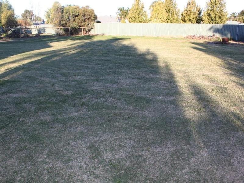 14 Regina Avenue, Mildura VIC 3500