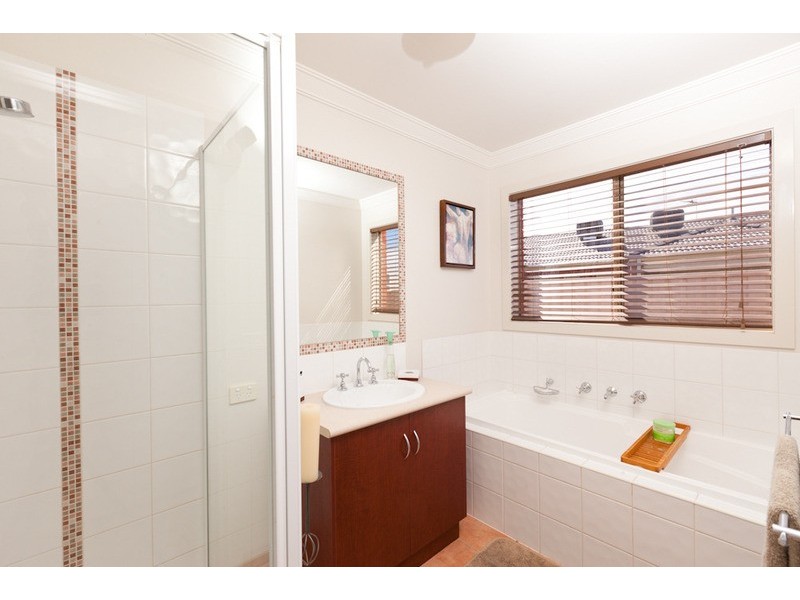 4 Darlington Parade, Mildura VIC 3500