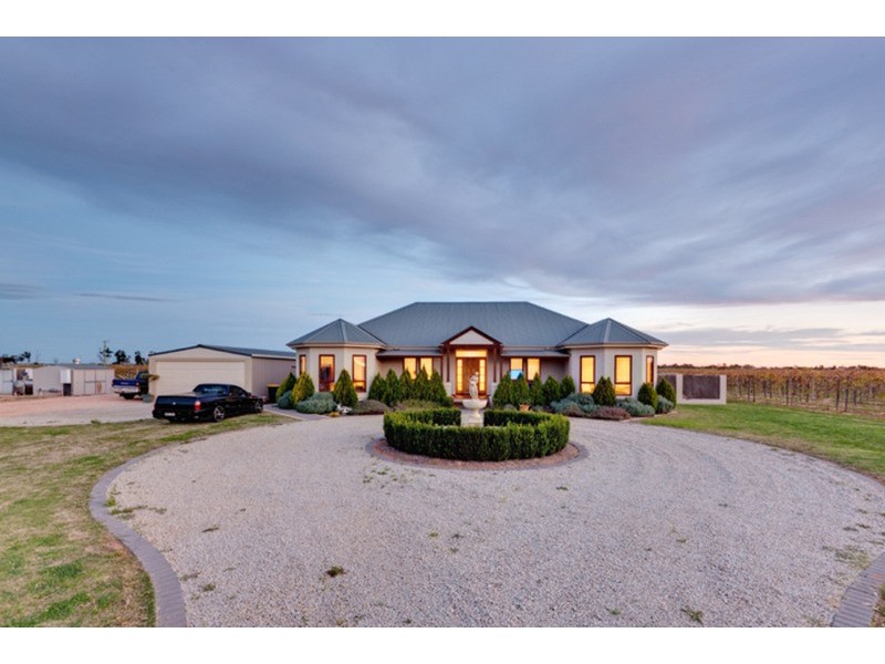 61 Seventh Street, Merbein South VIC 3505