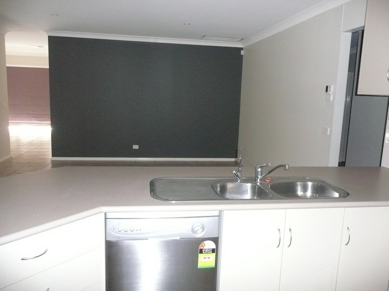 3 Pamela Court, Gol Gol NSW 2738