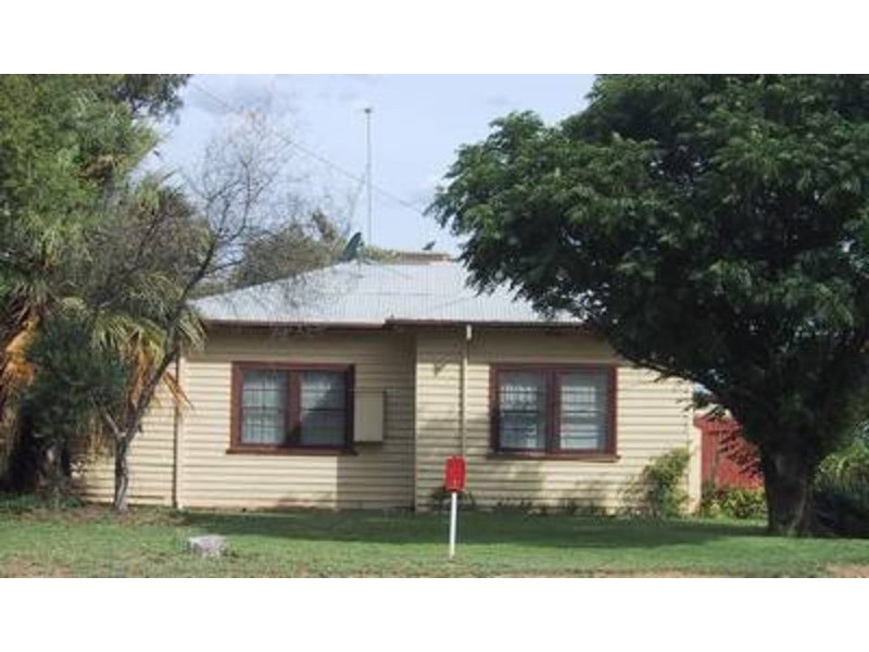 748 Karadoc Avenue, Irymple VIC 3498