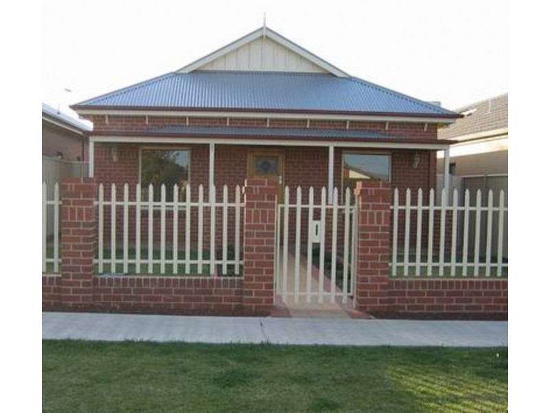 37 Walnut Avenue, Mildura VIC 3500