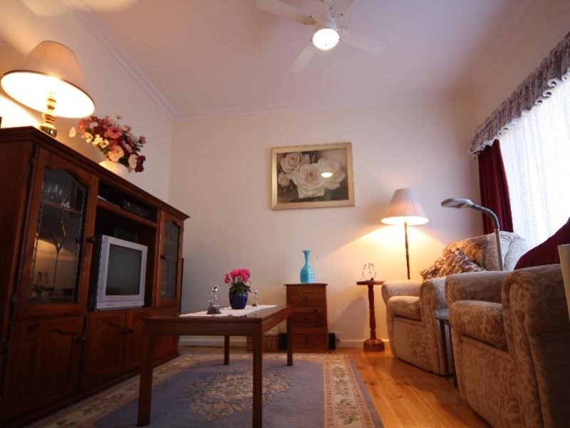 4 Churchill Street, Buronga NSW 2739