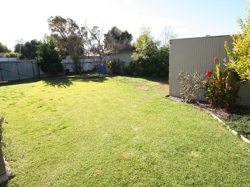 4 Churchill Street, Buronga NSW 2739