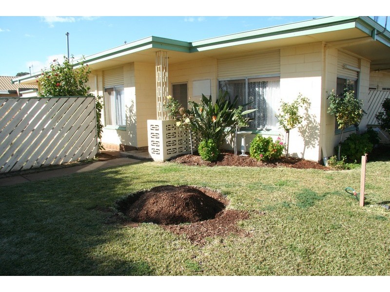 1/44 Cherry Avenue, Mildura VIC 3500
