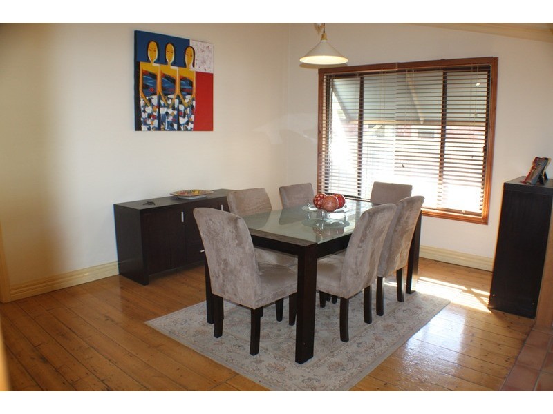 8 Sarnia Avenue, Mildura VIC 3500