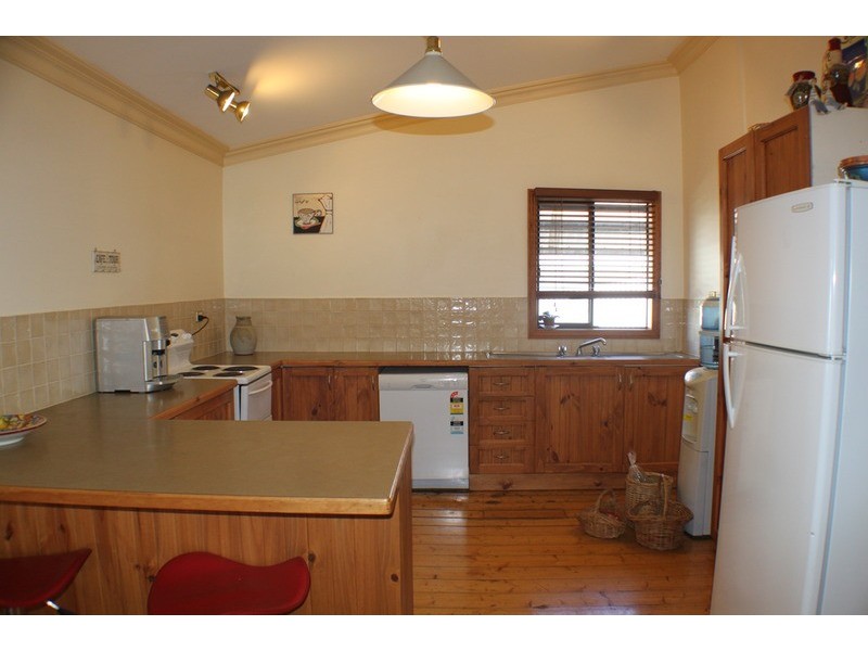 8 Sarnia Avenue, Mildura VIC 3500