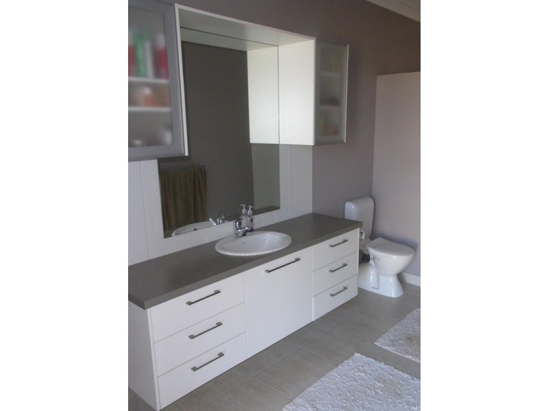 13 Bakogiannis Court, Mildura VIC 3500