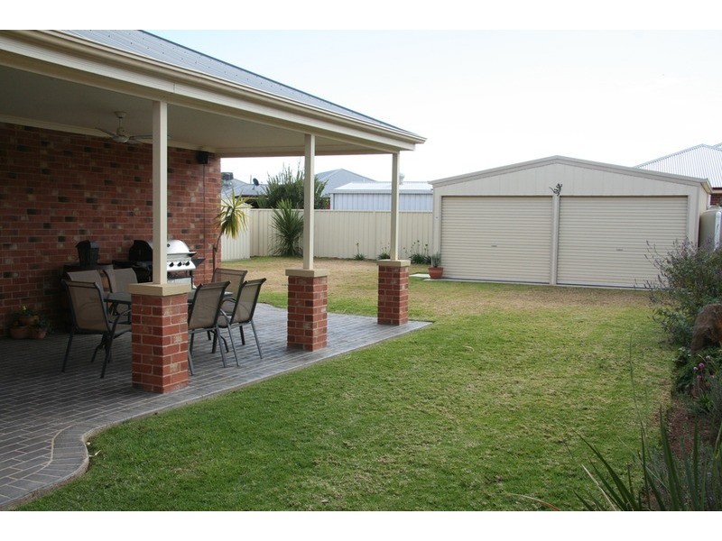 13 Marziano Drive, Mildura VIC 3500
