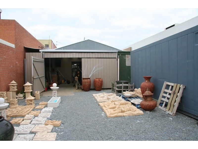 77 Lime Avenue, Mildura VIC 3500