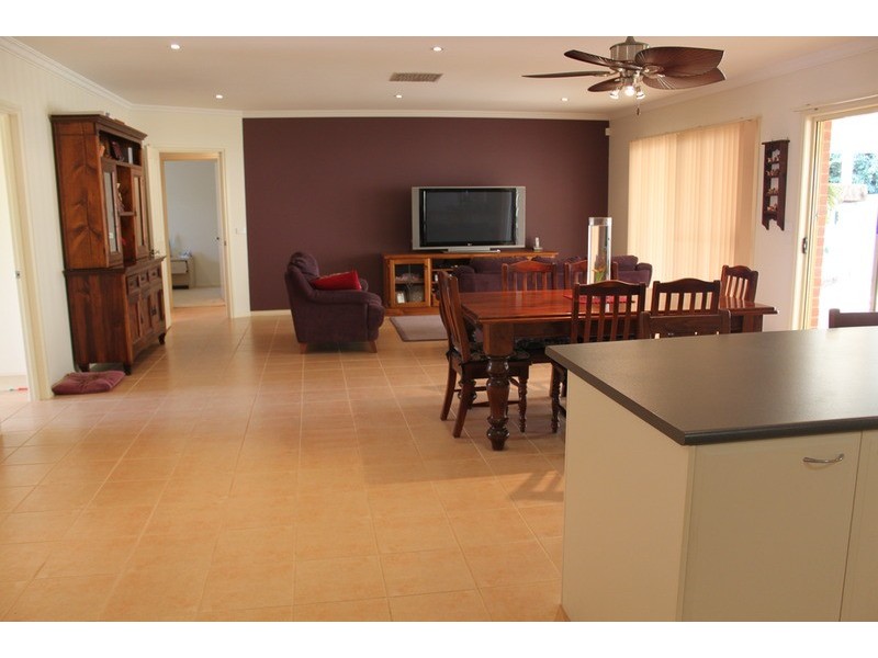 3 Peter Court, Mildura VIC 3500