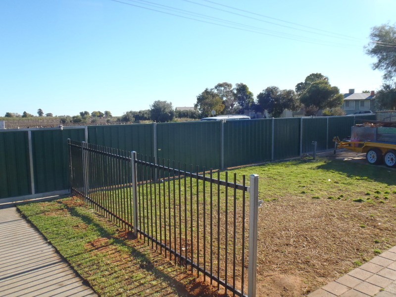6 Murray Avenue, Red Cliffs VIC 3496