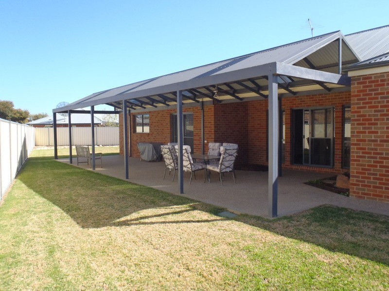 8 Essex  Court, Mildura VIC 3500