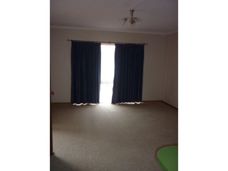 2/305 Tenth Street, Mildura VIC 3500