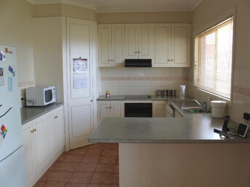 2 Plane Tree Drive, Mildura VIC 3500