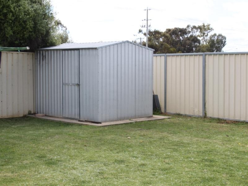 2 Plane Tree Drive, Mildura VIC 3500