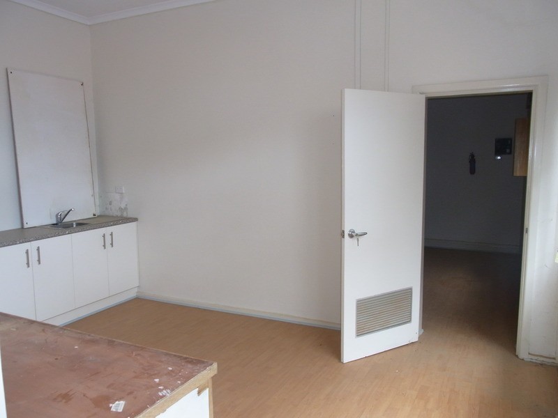 63 Deakin  Avenue, Mildura VIC 3500