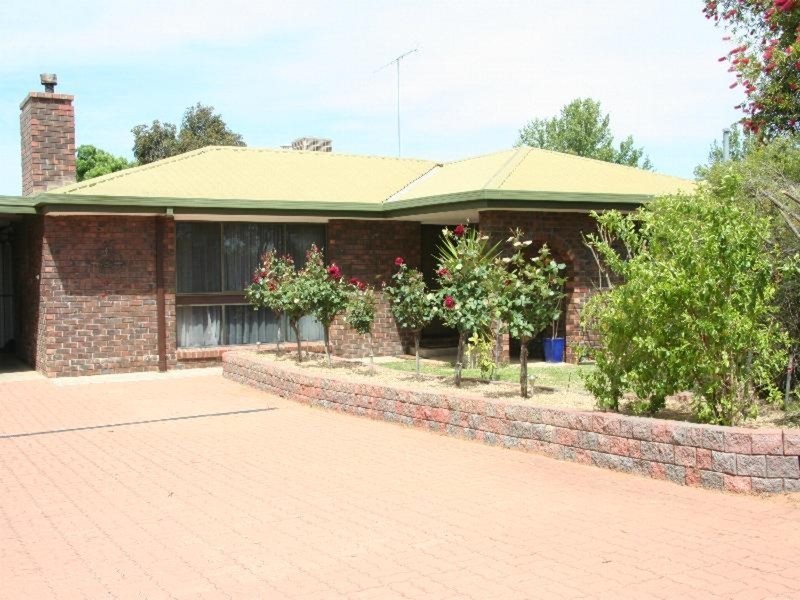 63 Wood Street, Gol Gol NSW 2738