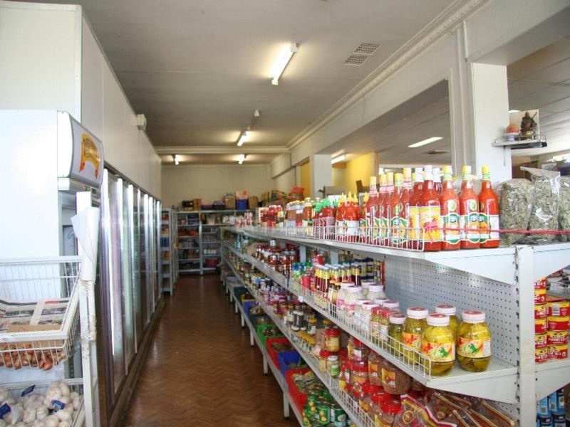 212, 212A, 212B Deakin  Avenue, Mildura VIC 3500