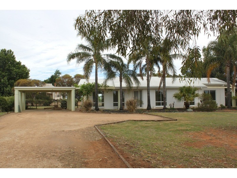 2940 Sixteenth  Street, Irymple VIC 3498