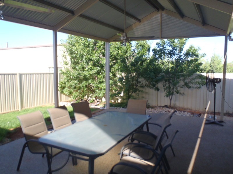 2B Drings Way, Gol Gol NSW 2738