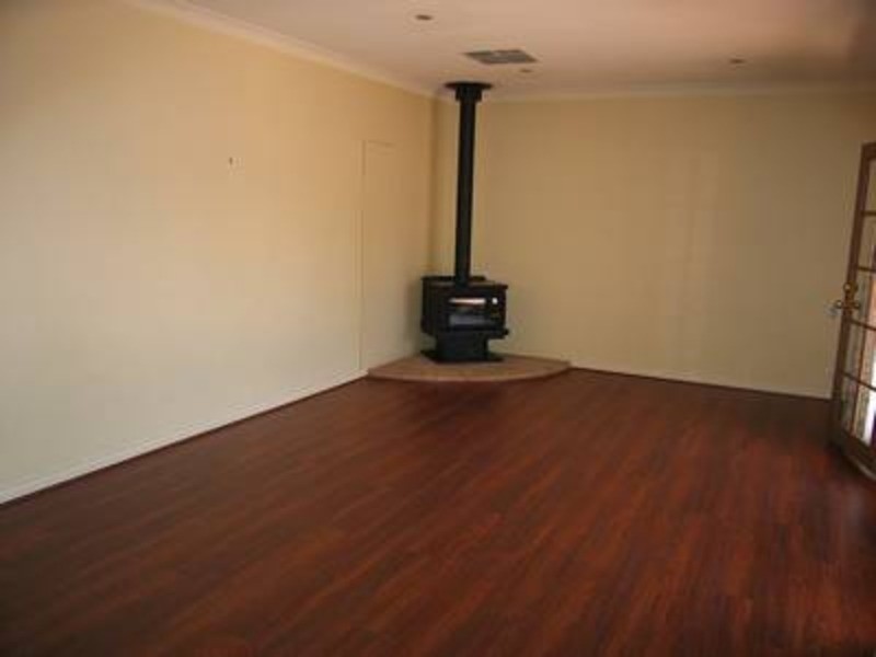 16 Ribarits Court, Mildura VIC 3500