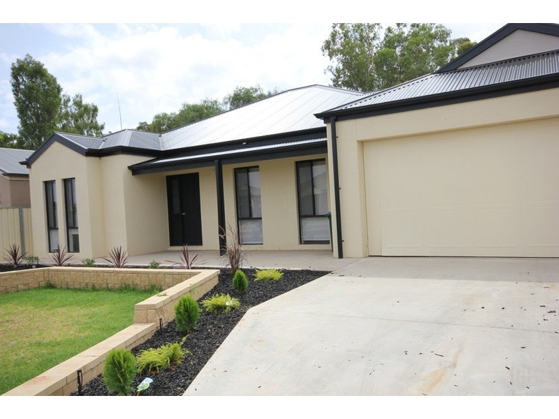 8 Leichhardt  Drive, Mildura VIC 3500