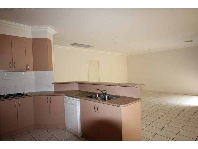 8 Leichhardt  Drive, Mildura VIC 3500