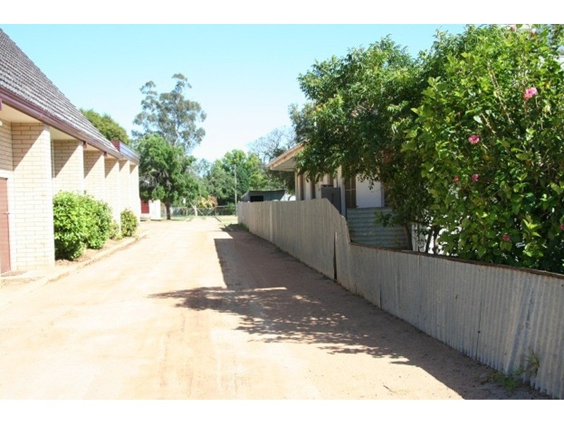 295 Deakin Avenue, Mildura VIC 3500