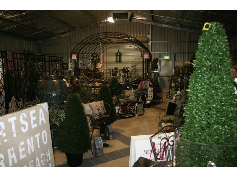 573 Deakin  Avenue, Mildura South VIC 3501