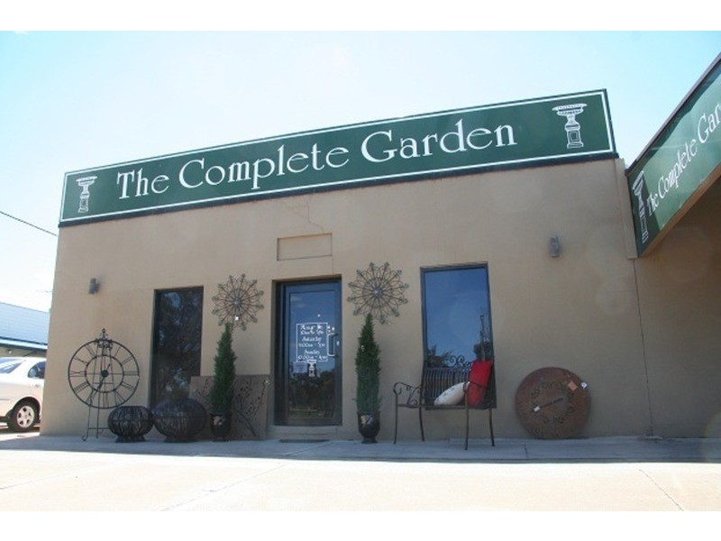 573 Deakin  Avenue, Mildura South VIC 3501