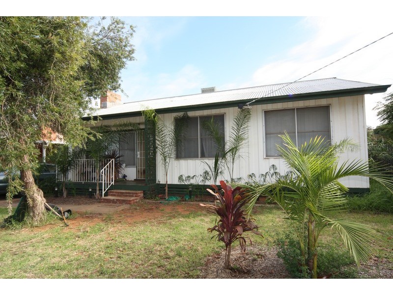 6 Westcliffs Avenue, Red Cliffs VIC 3496