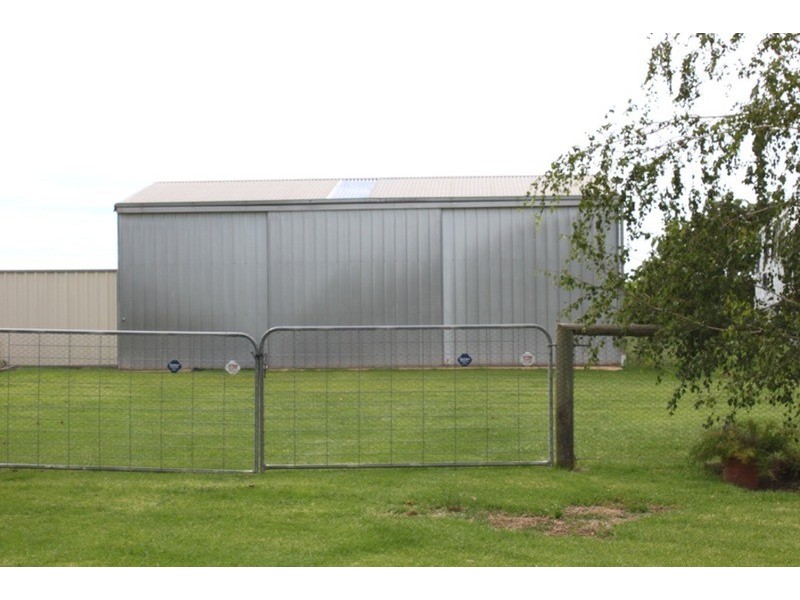 1042 – 1050 Sandilong Avenue, Irymple VIC 3498