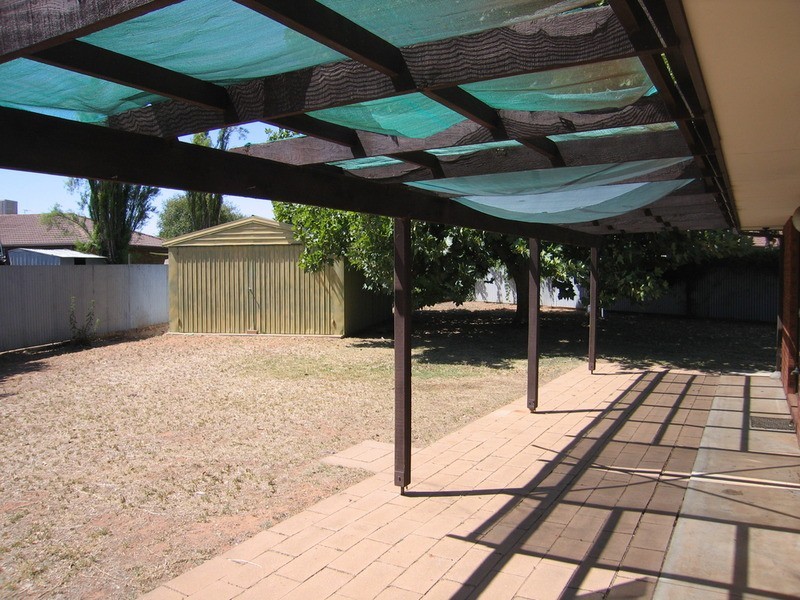 32 Jude Avenue, Mildura West VIC 3500