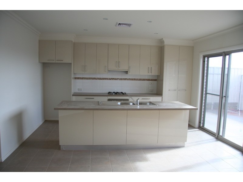 7 Wisteria Way, Mildura VIC 3500