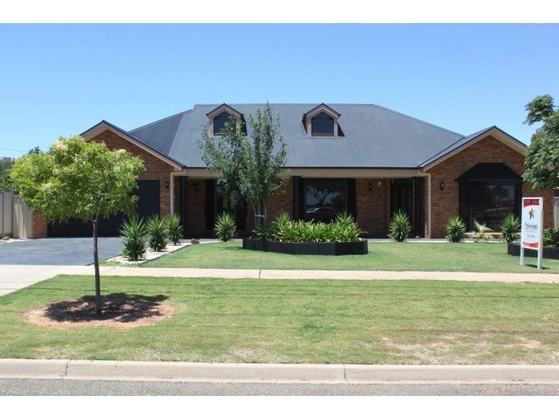 530 Deakin Avenue, Mildura VIC 3500