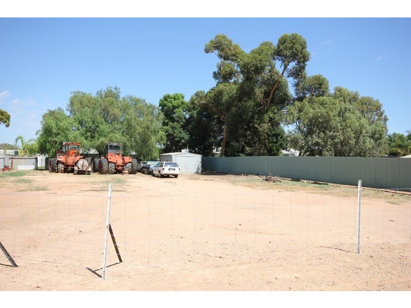 4 Sanders Street, Merbein VIC 3505