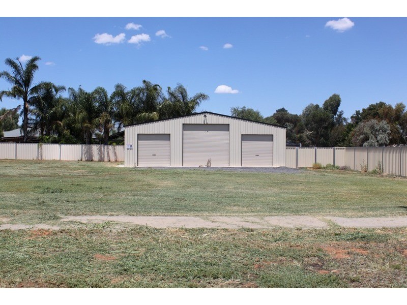 618-620 Koorlong Avenue, Irymple VIC 3498