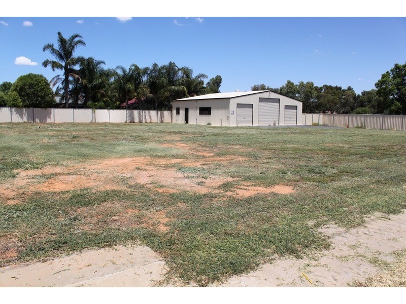 618-620 Koorlong Avenue, Irymple VIC 3498