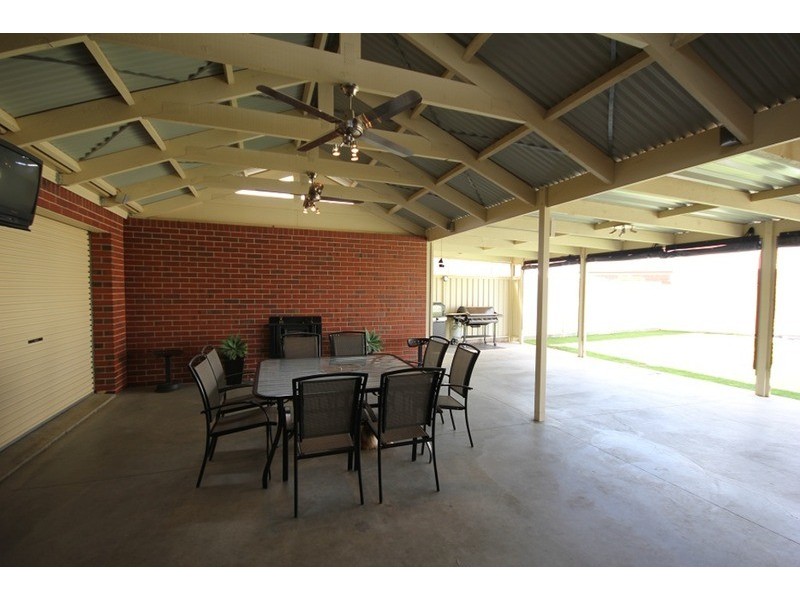 7 Sotiri Court, Mildura VIC 3500