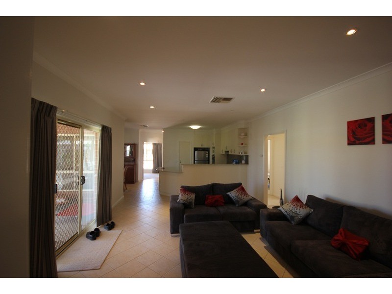 1094 Sandilong Avenue, Irymple VIC 3498