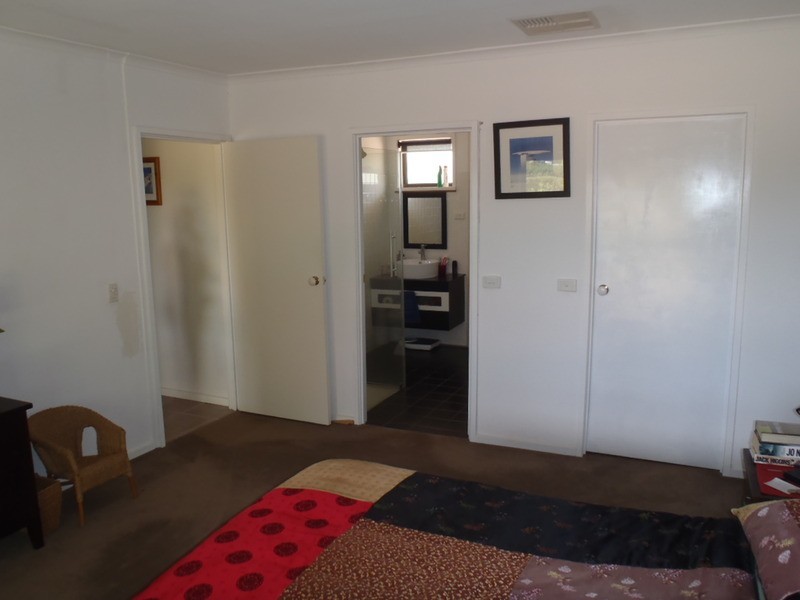 62 River Avenue, Merbein VIC 3505