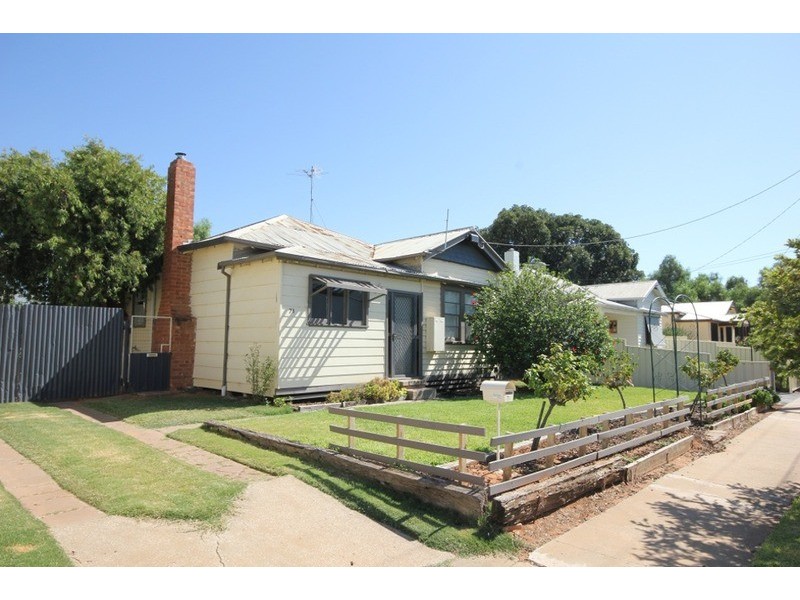 71 Douglas  Avenue, Mildura VIC 3500
