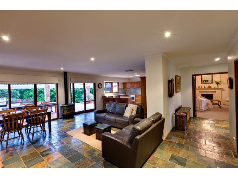 2 Walnut Court, Mildura VIC 3500