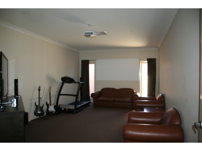 9 Summer  Drive, Buronga NSW 2739